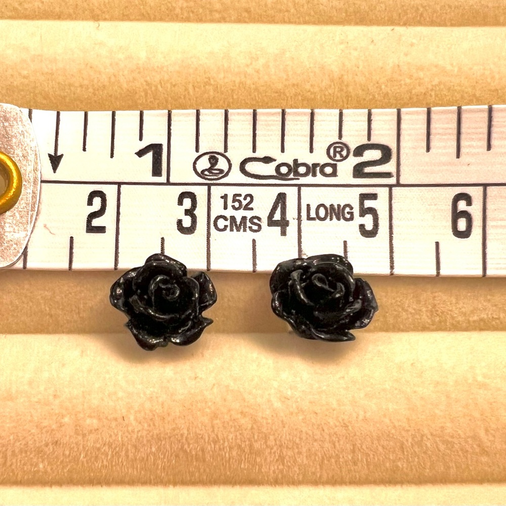 Black Rose Earrings - Picture 2 of 3